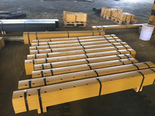Motor Grader Blade Heavy Duty 4T2244 ist für den Einsatz in der Maschine vorgesehen.