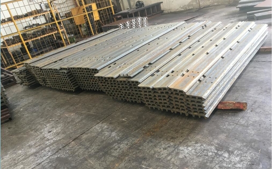 Verbindungs-Neigungs-Bahn-Platten 600mm Bagger-Track Shoe Plates PC300-6 216