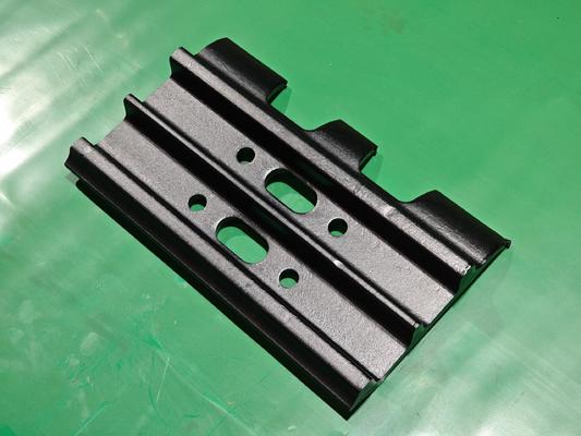 E312, EX120, PC120 Dreisteg-Kettenlasche Steigung