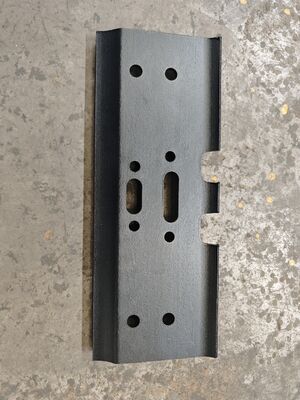 TST135A Track Schuh Triple Grouser Track Schuh Pitch TG135A-6-400-0100