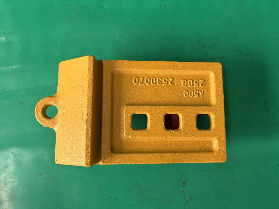 2530070 Guss-Halbpfeil-Kante Ende 3 Löcher 966G 966H 966M 972G